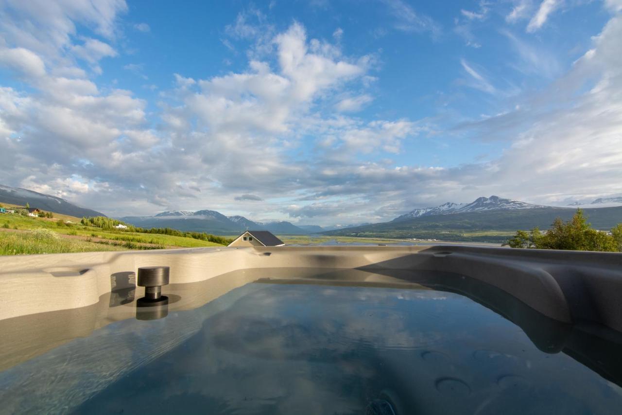 Viking Cottages & Apartments آكيورِيْري المظهر الخارجي الصورة