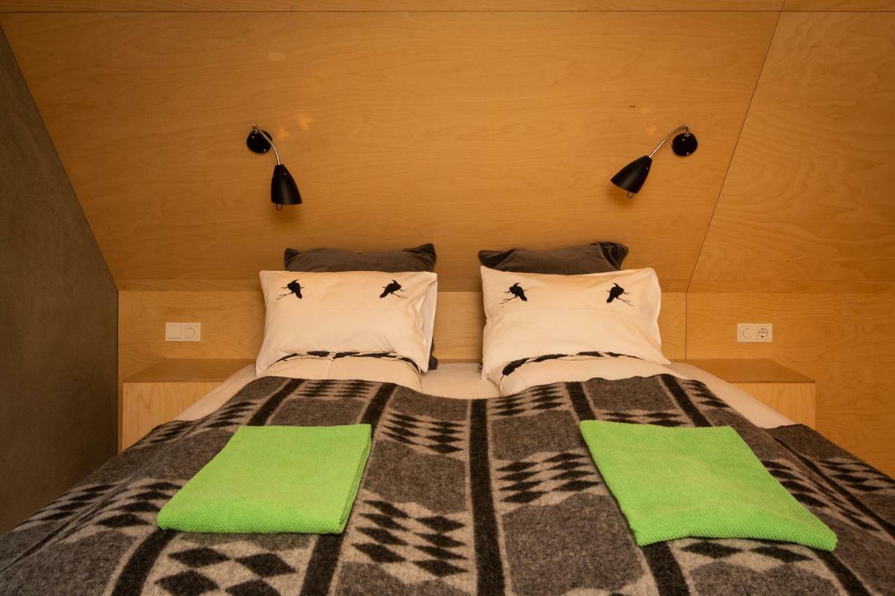 Viking Cottages & Apartments آكيورِيْري المظهر الخارجي الصورة