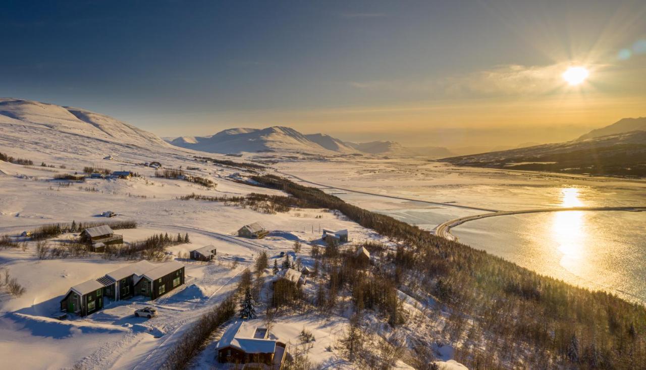 Viking Cottages & Apartments آكيورِيْري المظهر الخارجي الصورة